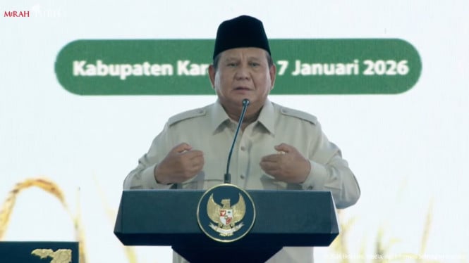 695e0ab0d9d51-presiden-ri-prabowo-subianto-dalam-acara-panen-raya-di-karawang-jawa-barat_665_374.jpg