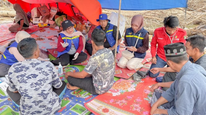 Servicios sanitarios paralizados, 513 trabajadores sanitarios desplegados en zonas difíciles de Aceh