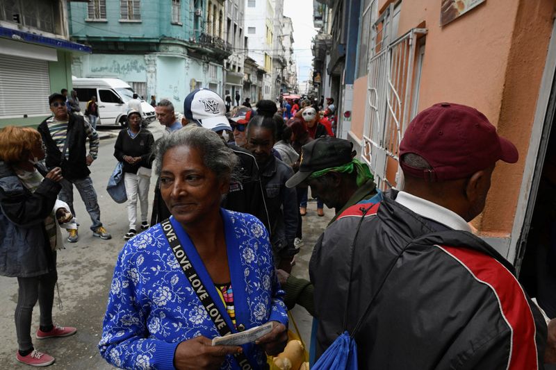 Cuba bajo asedio ante la entrada de Estados Unidos