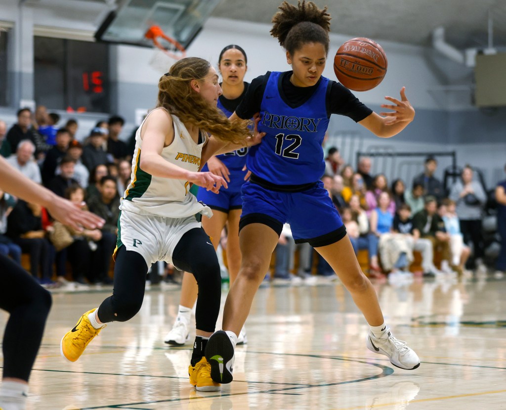 BNG-L-CCSHOOPS-0226-12.jpg