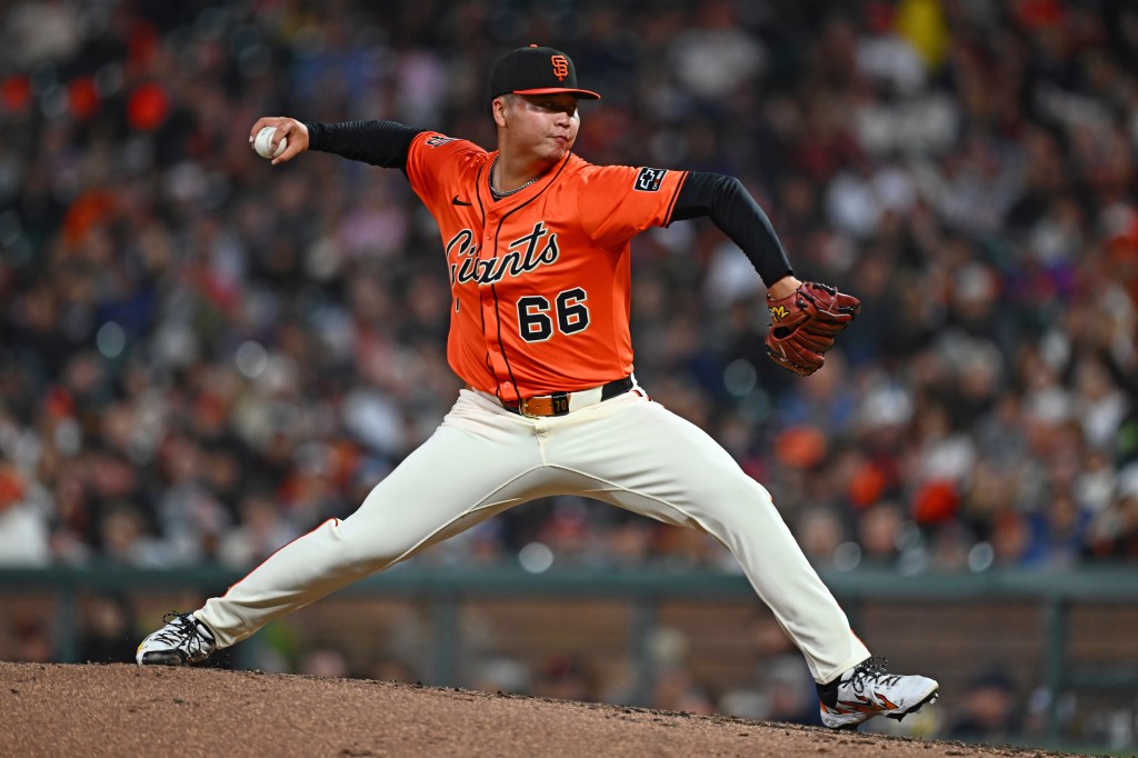 BNG-L-GIANTS-0809-16.jpg