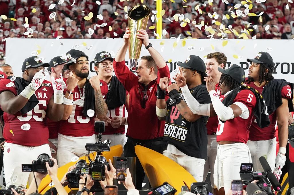 CFP_National_Championship_Football_85605_3ea861-2.jpg