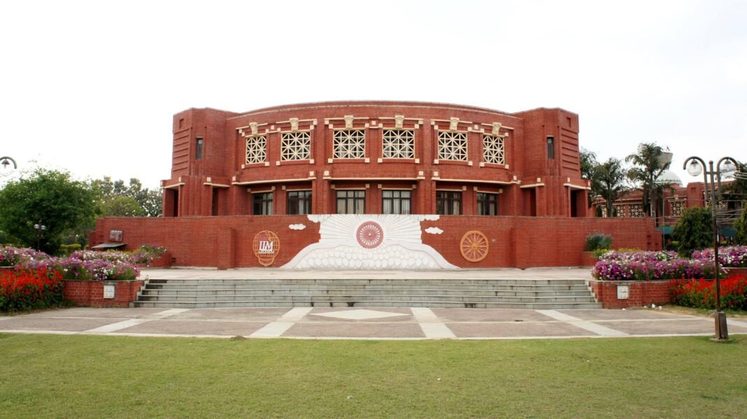 IIM-Lucknow-Campus-Image-credit-IIM-L.jpg