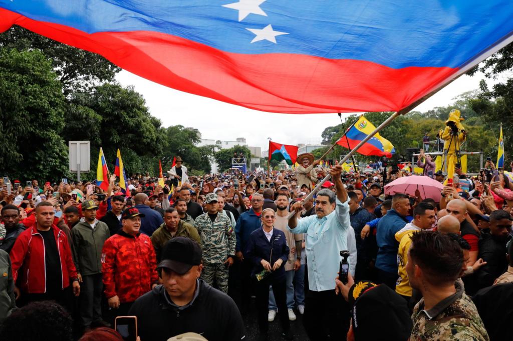 Venezuela_Maduro_Rally_62573-1.jpg