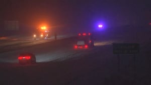 I-85 ds cerrado en el CC, más de 100 vehículos atrapados