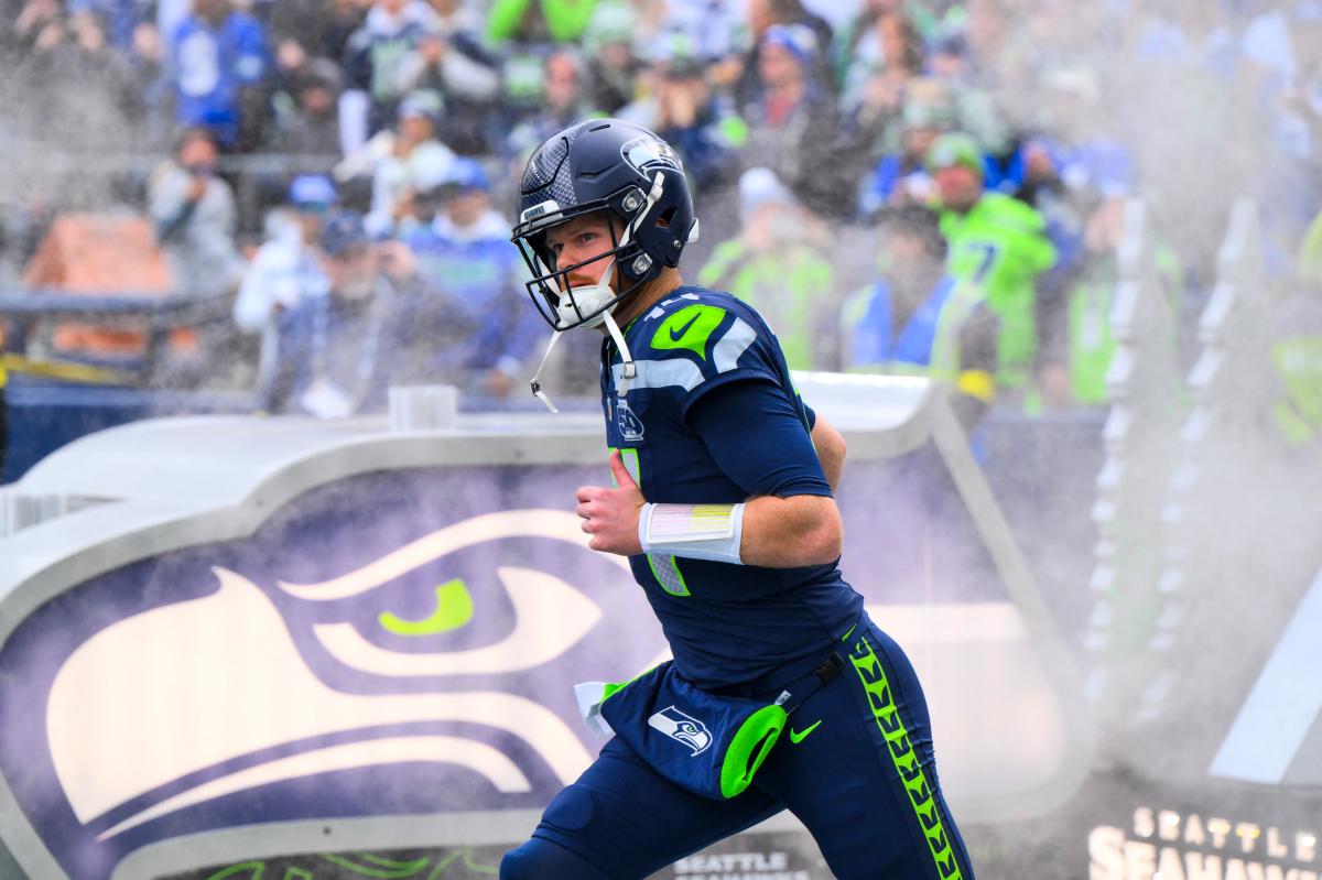 seattle-seahawks-quarterback-sam-darnold-117358065.jpg