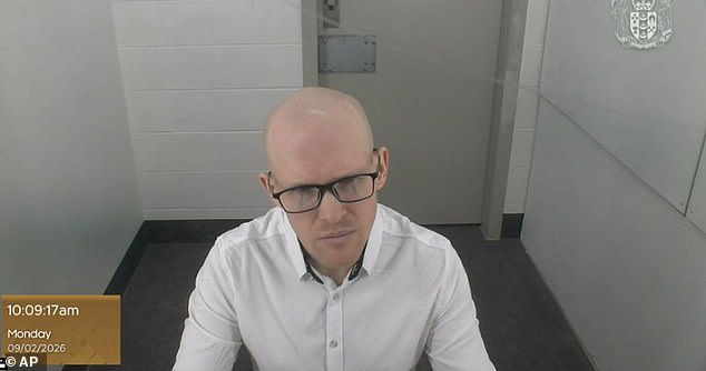 106219981-15541215-image-a-121_1770610586907.jpg