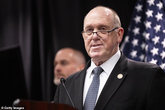 106553135-15577707-Border_Czar_Tom_Homan_gave_a_surprisingly_supportive_answer_of_D-a-52_17716187376.jpeg