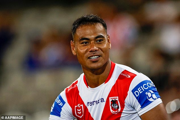 La estrella del fútbol revela los efectos devastadores de perder a su madre cuando solo tenía 12 años y cómo “casi muere” durante un partido