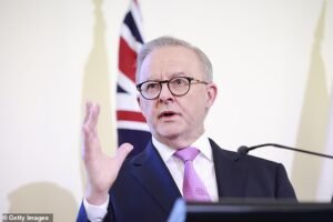 Albo declara su total apoyo a los ataques aéreos estadounidenses contra Irán, después de que la dictadura islámica ‘dirigiera’ al menos dos ataques en suelo australiano: ‘Estado patrocinador del terrorismo’