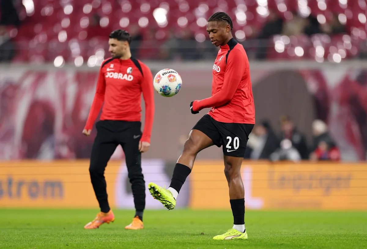 El SC Friburgo busca al Celtic cedido por el velocista