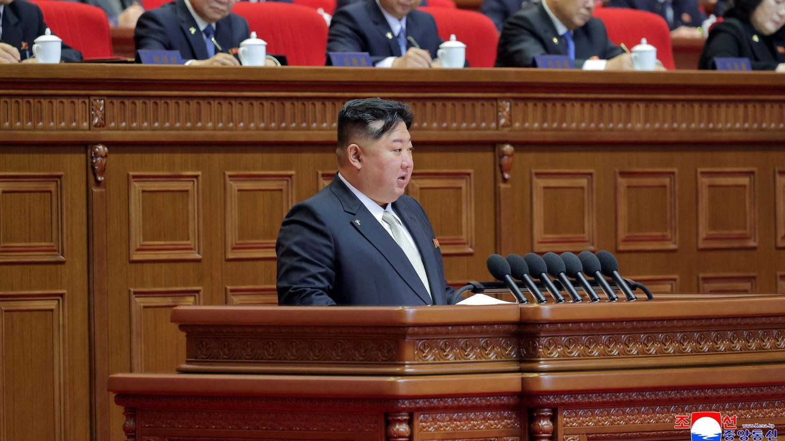 Kim Jong Uno dice que puede “llevarse bien” con EEUU, si respeta el estado de la energía nuclear de Corea del Norte