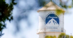 Warner Bros. Discovery firma un acuerdo de fusión con Paramount Skydance