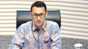 La Comisión Anticorrupción dio seguimiento a la cuestión de la compra de un automóvil oficial para el gobernador de Kalimantan Oriental, Rudy Masud, por 8.500 millones de IDR, informó