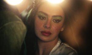 El informe dice que el documental “The Moment” de Charli XCX es una novedad en streaming esta semana