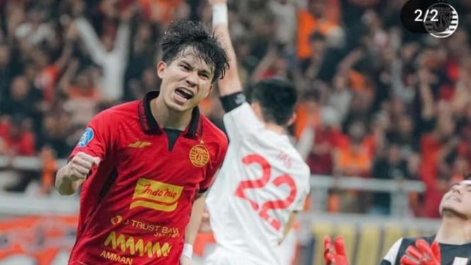 66c9ecd80a42f-pemain-persija-jakarta-ryo-matsumura_665_374.jpg