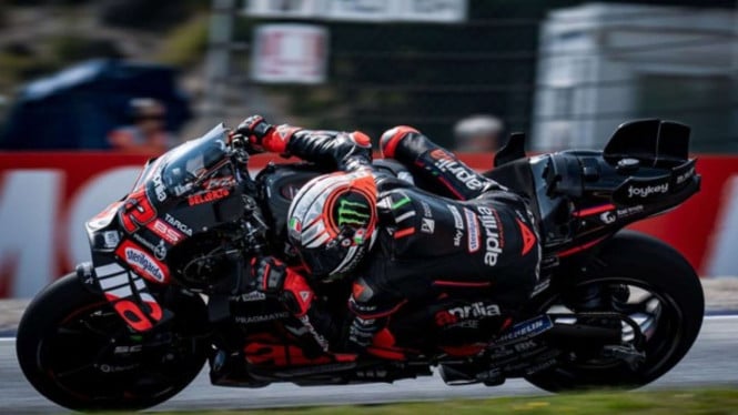 6919f92cd4dd0-marco-bezzecchi-aprilia-racing-motogp-valencia_665_374.jpg