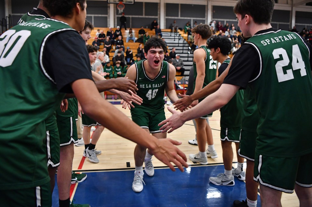 BNG-L-DUBHOOPS-0116-02.jpg