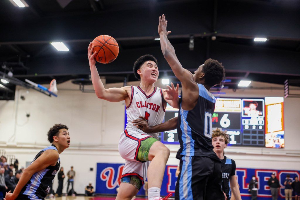Clayton Valley supera a Dougherty Valley para avanzar a la final del NCS Open