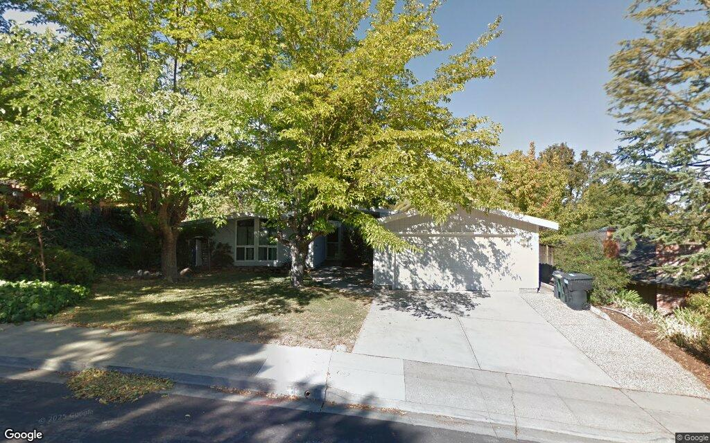 Se vende una casa unifamiliar en Pleasanton por $1,7 millones