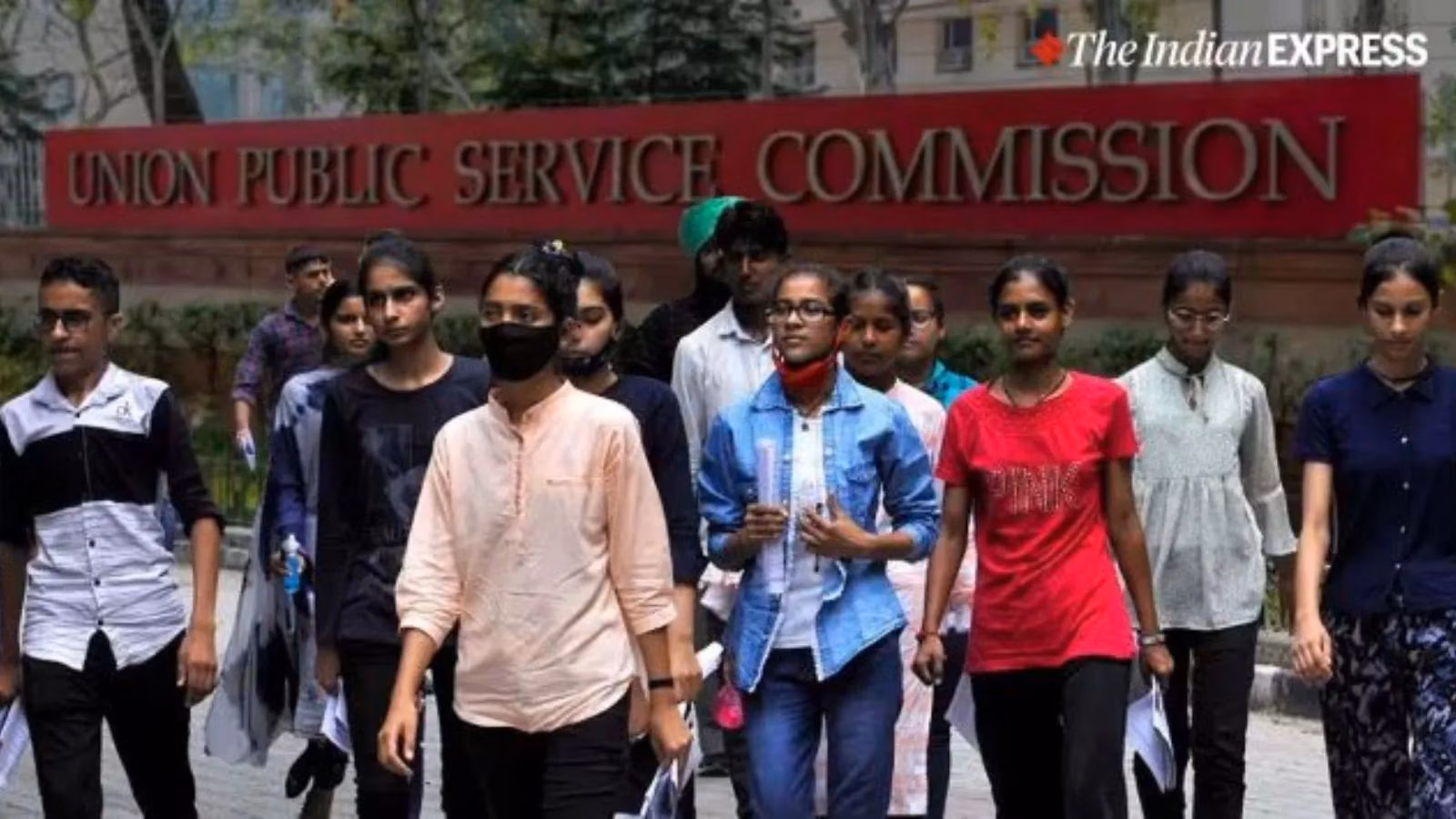 UPSC-Civil-Services-2025.avif.avif