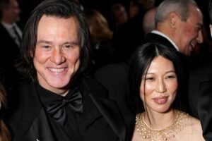 Jim Carrey saluda a la ‘sublime compañera’ Min Ah en su discurso en francés en los premios César