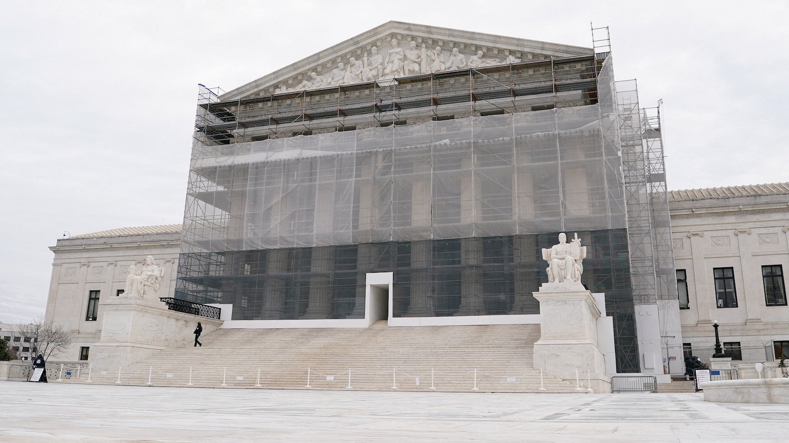 scotus-3-rt-gmh-260109_1767965930735_hpMain_16x9.jpg