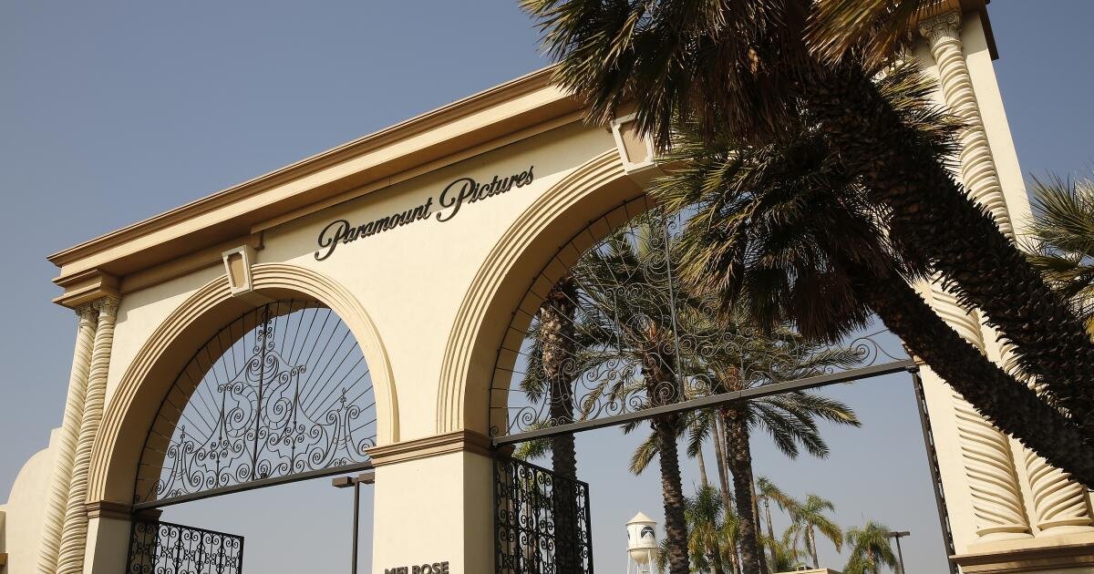 Paramount ve las ganancias de la transmisión a medida que la compañía sigue buscando a Warner Bros. Discovery