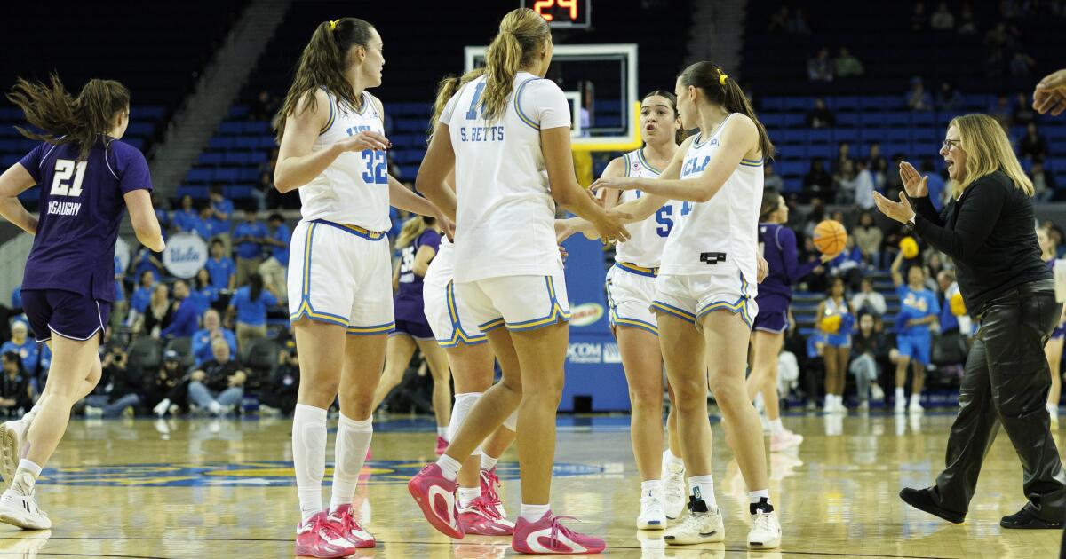 Carta a los deportes: Corey Close y la excelencia del baloncesto femenino de UCLA