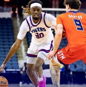 Baloncesto del estado de Tennessee en la final de la OVC, a una victoria de March Madness