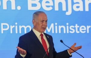 Netanyahu amenaza al nuevo líder de Irán y dice que la caída del gobierno es incierta