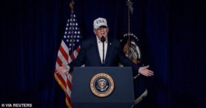 Tres soldados estadounidenses muertos en la guerra de Trump contra Irán mientras el presidente dice que la operación está “antes de lo previsto” y quedan muchos objetivos