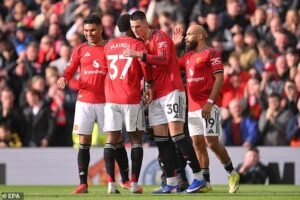 Gary Neville nombra el equipo ‘más débil’ que se perderá la Liga de Campeones en la gigantesca batalla entre los cinco primeros de la Premier League