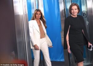 Melania Trump hace historia como primera dama que sacude a las Naciones Unidas mientras su esposo bombardea Irán