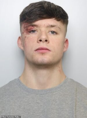 Un conductor ebrio, de 22 años, ha sido encarcelado por matar al hijo adolescente de su padre después de que perdiera el control de un VW Golf prestado y terminara en un tanque de tratamiento de agua.