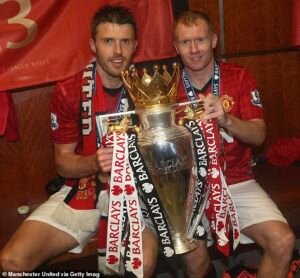 Paul Scholes ataca a Michael Carrick y llama al Man United ‘c ** p’ en un ataque notable después de su primera derrota en ocho juegos, a pesar de jugar 160 veces juntos.