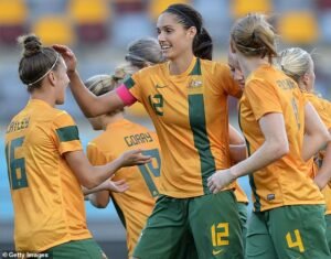 La leyenda de Matildas califica sensacionalmente el fútbol femenino como “juego amañado”, antes de criticar a los organizadores de la Copa Asiática por “misoginia”, donde los ganadores ganan ocho veces menos que los hombres.