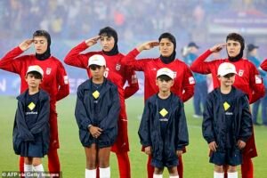 Cómo las autoridades iraníes frustraron el plan de fuga de las ‘estrellas rebeldes del fútbol’ antes de que Australia las rescatara