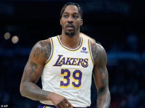 El ícono de la NBA, Dwight Howard, toma una decisión dramática sobre su futuro cuando surge una frenética llamada al 911 de su esposa en medio de un divorcio.