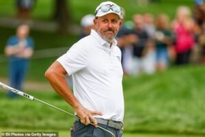 La principal actualización de Phil Mickelson después de retirarse del golf por un misterioso asunto personal con su esposa