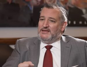 Ted Cruz enojado por la afirmación de que la frase ‘Cristo es Rey’ es antisemita