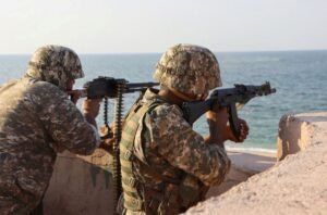 La Guardia Revolucionaria de Irán está tomando la iniciativa durante la guerra, asegurando una línea más dura, dijeron fuentes.