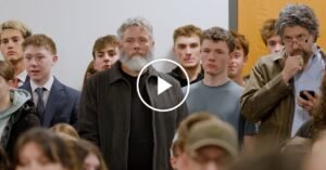 Los clubes Turning Point USA se están expandiendo a las escuelas secundarias de todo Estados Unidos