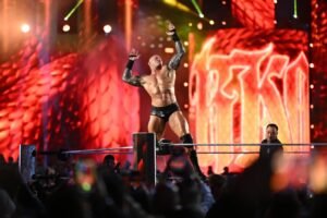 Resultados de la WWE Elimination Chamber 2026: Randy Orton gana y Seth Rollins vuelve