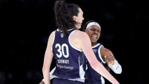 Phantom, Mist luchará por el título indiscutible tras ganar las semifinales