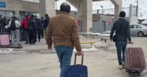 Cómo algunos estadounidenses están recurriendo a empresas privadas para escapar de las zonas de guerra