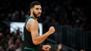 Fuentes: Se espera que Jayson Tatum de los Celtics haga su debut en la temporada