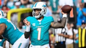 Fuentes: QB Tua Tagovailoa firmará contrato de 1 año con Falcons