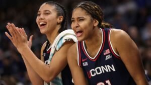 El invicto baloncesto femenino de la UConn está cerca de repetir título