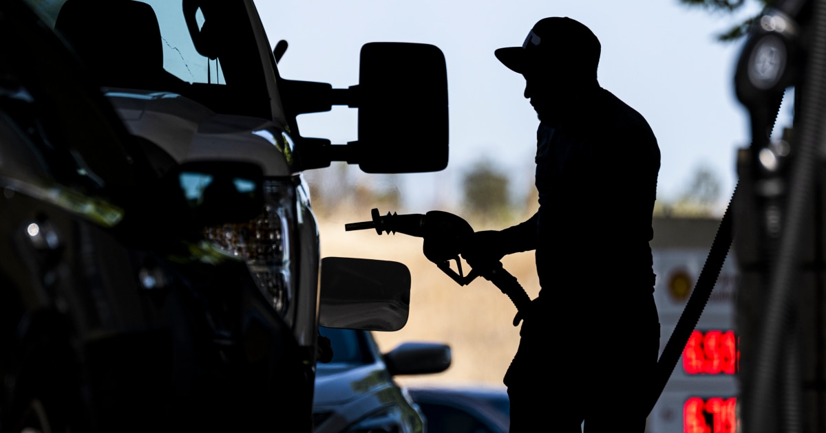 20220818-sj-gas-prices-548p-7b7dc9.jpg